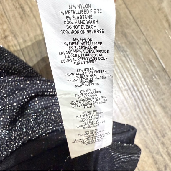 NWOT Boohoo Silver Glitter Wide Leg Pants Size 8, Metallised Fibre Pants - Picture 8 of 13